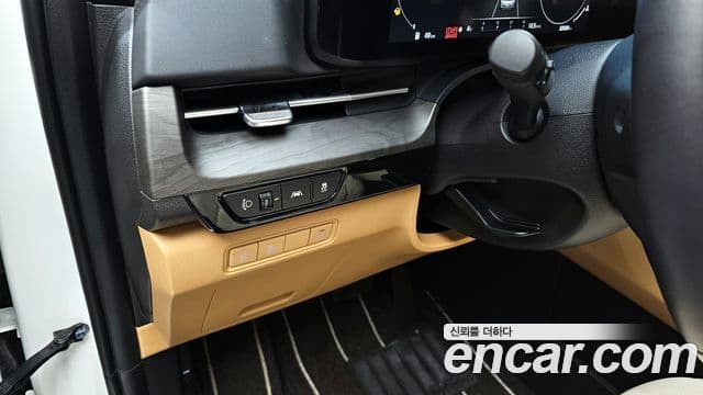 Kia Carnival 2023 — Şəkil 15/20