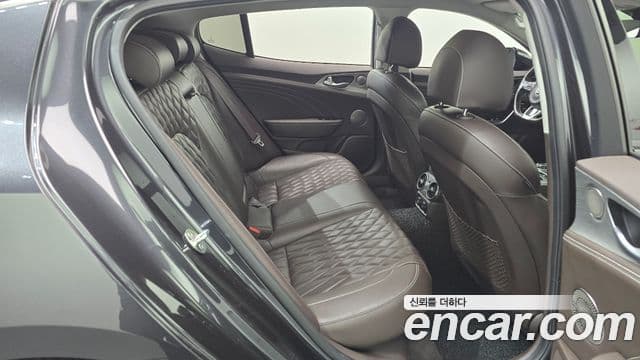 Kia Stinger 2020 — Şəkil 12/20