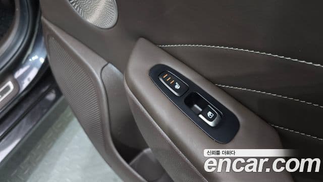 Kia Stinger 2020 — Şəkil 19/20