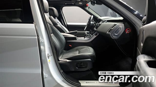 Land Rover Range Rover Sport 2019 — ფოტო 2/20