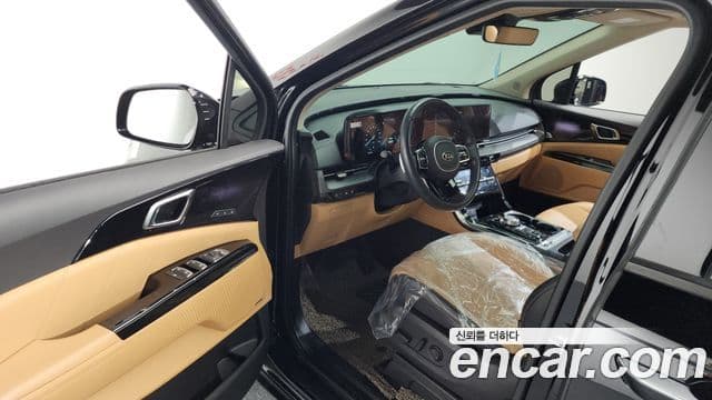 Kia Carnival 2021 — Şəkil 8/13