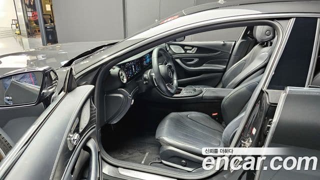 Mercedes-Benz CLS-Class 2023 — Photo 12/20