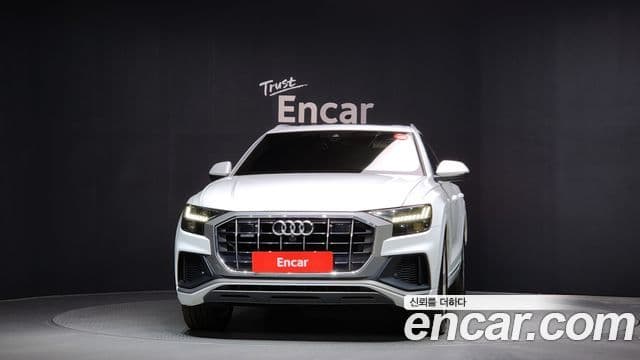 Audi Q7 2020 — Фото 3/20