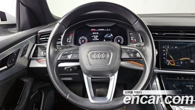 Audi Q7 2020 — Фото 13/20