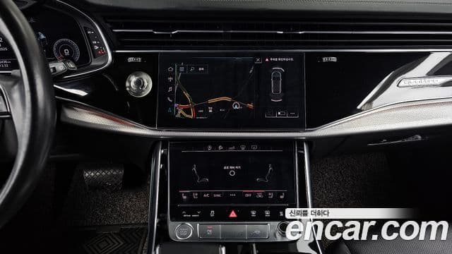 Audi Q7 2020 — Фото 14/20