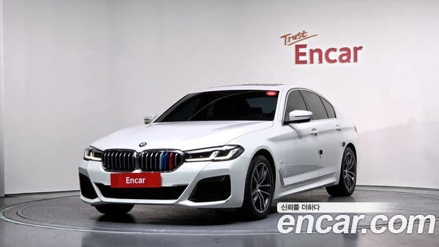 BMW 5 Series 2020 — Şəkil 9/20