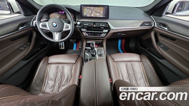 BMW 5 Series 2020 — Şəkil 10/20