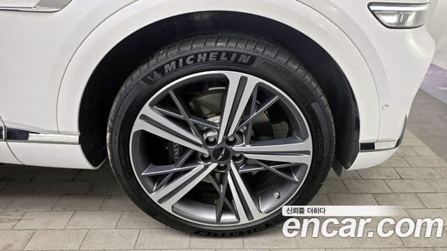 Genesis GV80 Coupe 2023 — ფოტო 16/20