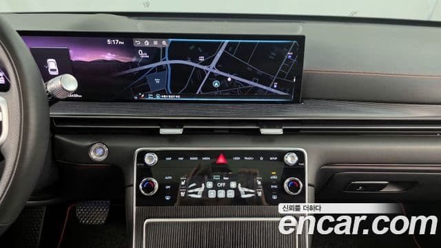 Genesis GV80 Coupe 2023 — ფოტო 19/20