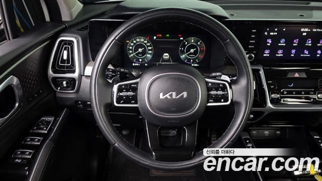 Kia Sorento 2022 — Фото 16/20