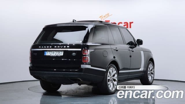 Land Rover Range Rover 2021 — Photo 9/20