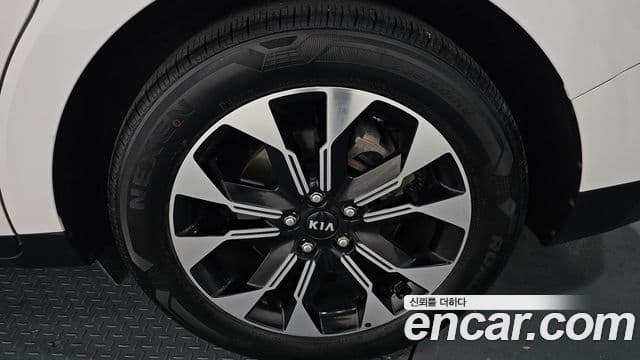 Kia Carnival 2020 — Фото 5/20