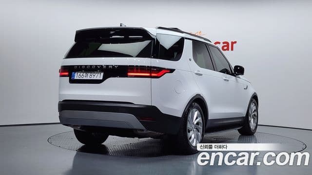 Land Rover Discovery 5 2024 — ფოტო 2/20