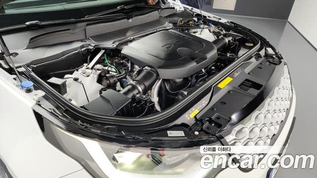 Land Rover Discovery 5 2024 — ფოტო 6/20
