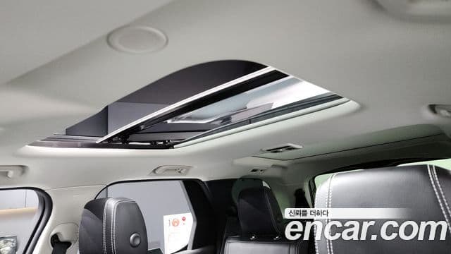 Land Rover Discovery 5 2024 — ფოტო 17/20