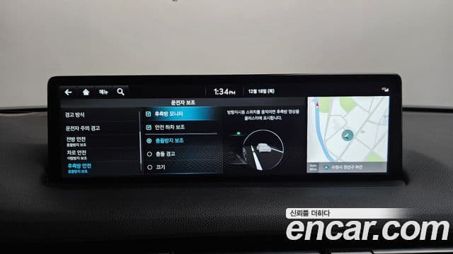 Genesis GV70 2022 — ფოტო 16/20