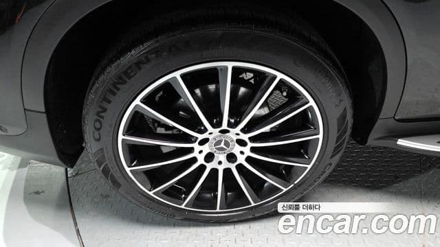 Mercedes-Benz GLC-Class 2019 — Фото 5/20