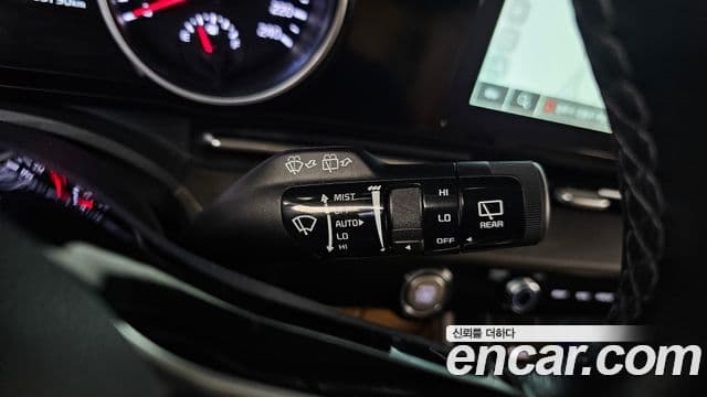 Kia Carnival 2022 — Фото 15/20