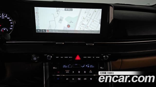 Kia Carnival 2022 — Фото 16/20