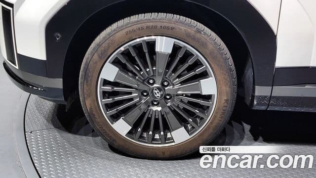 Hyundai Santa Fe 2023 — Şəkil 5/20