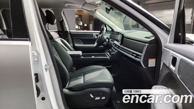 Hyundai Santa Fe 2023 — Şəkil 10/20