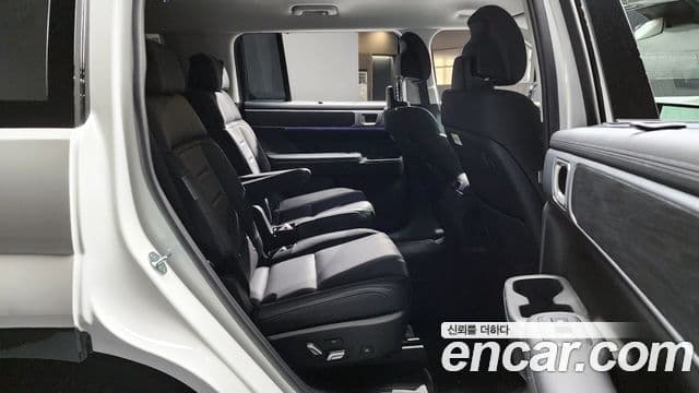 Hyundai Santa Fe 2023 — Şəkil 12/20