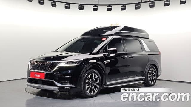Kia Carnival 2021 — Фото 1/20
