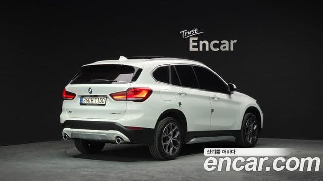 BMW X1 2022 — Фото 2/20
