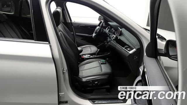 BMW X1 2022 — Фото 11/20