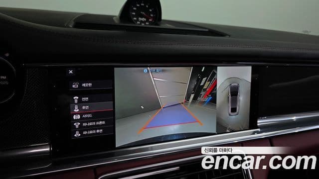 Porsche Panamera 2020 — ფოტო 15/20