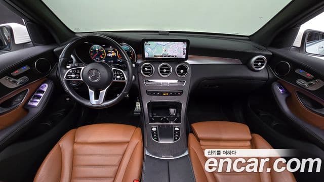 Mercedes-Benz GLC-Class 2022 — Photo 16/20