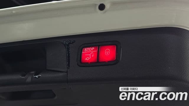 Mercedes-Benz GLC-Class 2022 — Photo 14/20