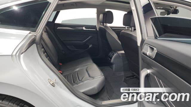 Volkswagen Arteon 2022 — Şəkil 12/20