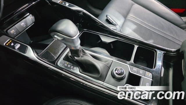 Kia Sorento 2020 — ფოტო 9/20