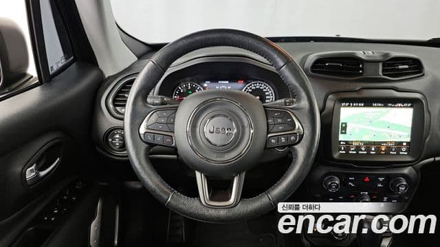 Jeep Renegade 2019 — Şəkil 13/20