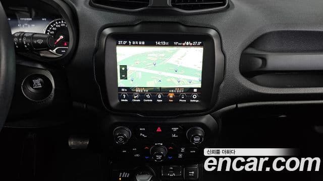 Jeep Renegade 2019 — Şəkil 14/20