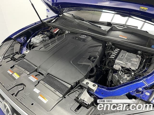 Volkswagen Touareg 2023 — Photo 12/20
