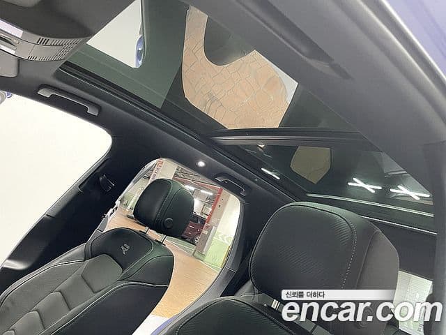 Volkswagen Touareg 2023 — Photo 11/20