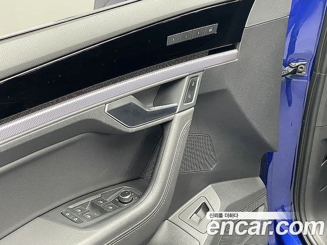 Volkswagen Touareg 2023 — Photo 3/20