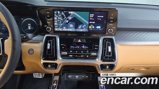 Kia Sorento 2022 — Şəkil 14/20