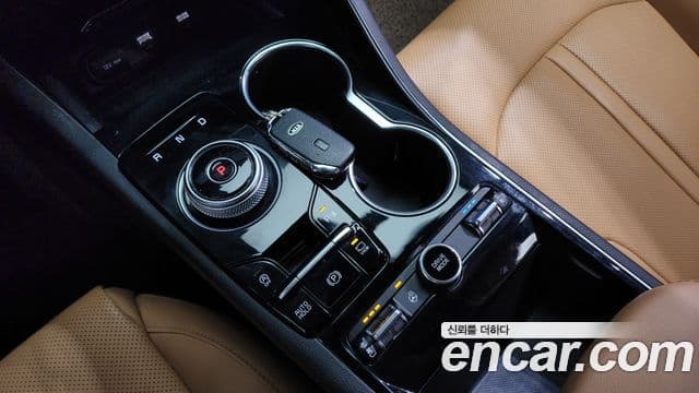 Kia K5 2021 — Фото 8/20
