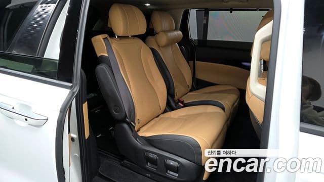 Kia Carnival 2022 — Şəkil 12/20