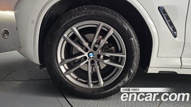 BMW X3 2021 — ფოტო 5/20