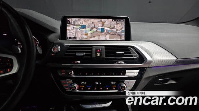 BMW X3 2021 — ფოტო 14/20