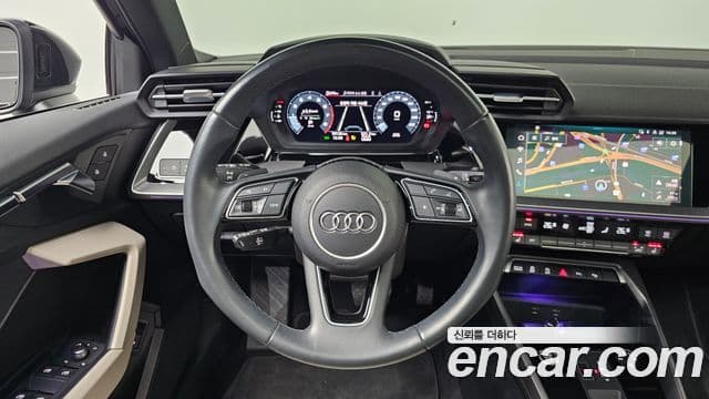 Audi A3 2023 — ფოტო 13/20