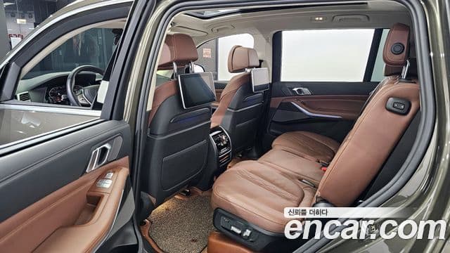 BMW X7 2020 — ფოტო 11/20