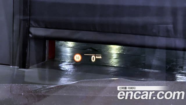 BMW X7 2020 — ფოტო 16/20