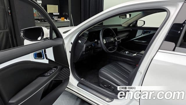 Kia K8 2025 — Şəkil 10/20