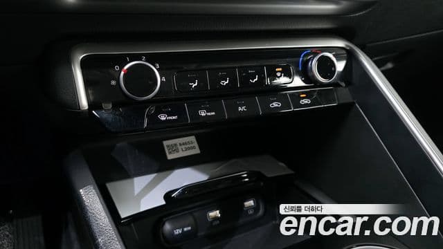 Kia K5 2023 — ფოტო 17/20