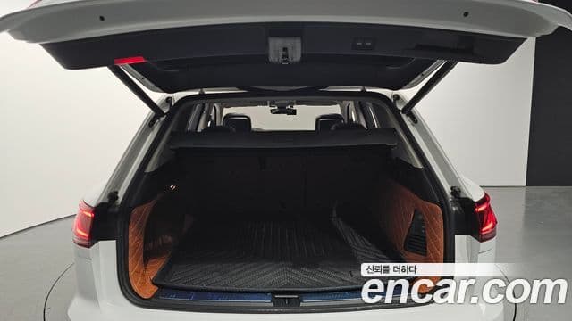 Volkswagen Touareg 2024 — Şəkil 20/20
